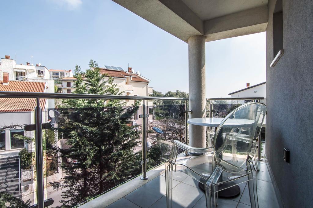 Ribarska Koliba - Stella Adria Villa Pula Exterior photo